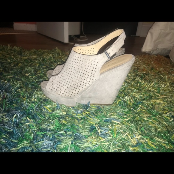 Chinese laundry Matilda wedge sandal - Picture 4 of 6